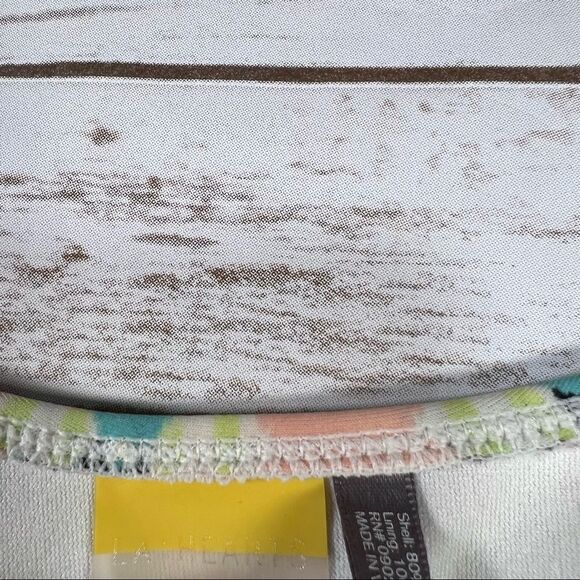 AZTEC Tribal Print La Hearts Bikini Top with Ruffles Size: Medium - Picture 11 of 11